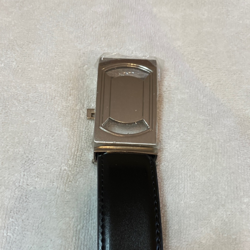 New Adjustable Silver and Black Men's Leathers Belt